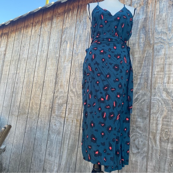 Shein Cheetah Wrap Midi Dress Size L - Picture 5 of 14
